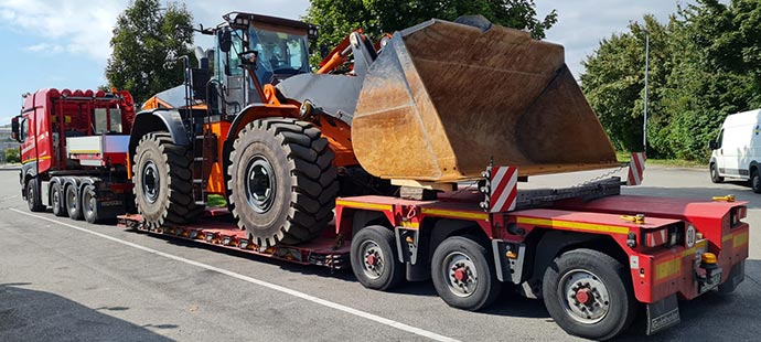 Transport of a machine | LGI Spare parts logistics